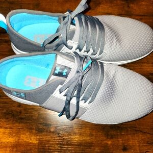 Under Armour Size 10.5 Mens Shoes